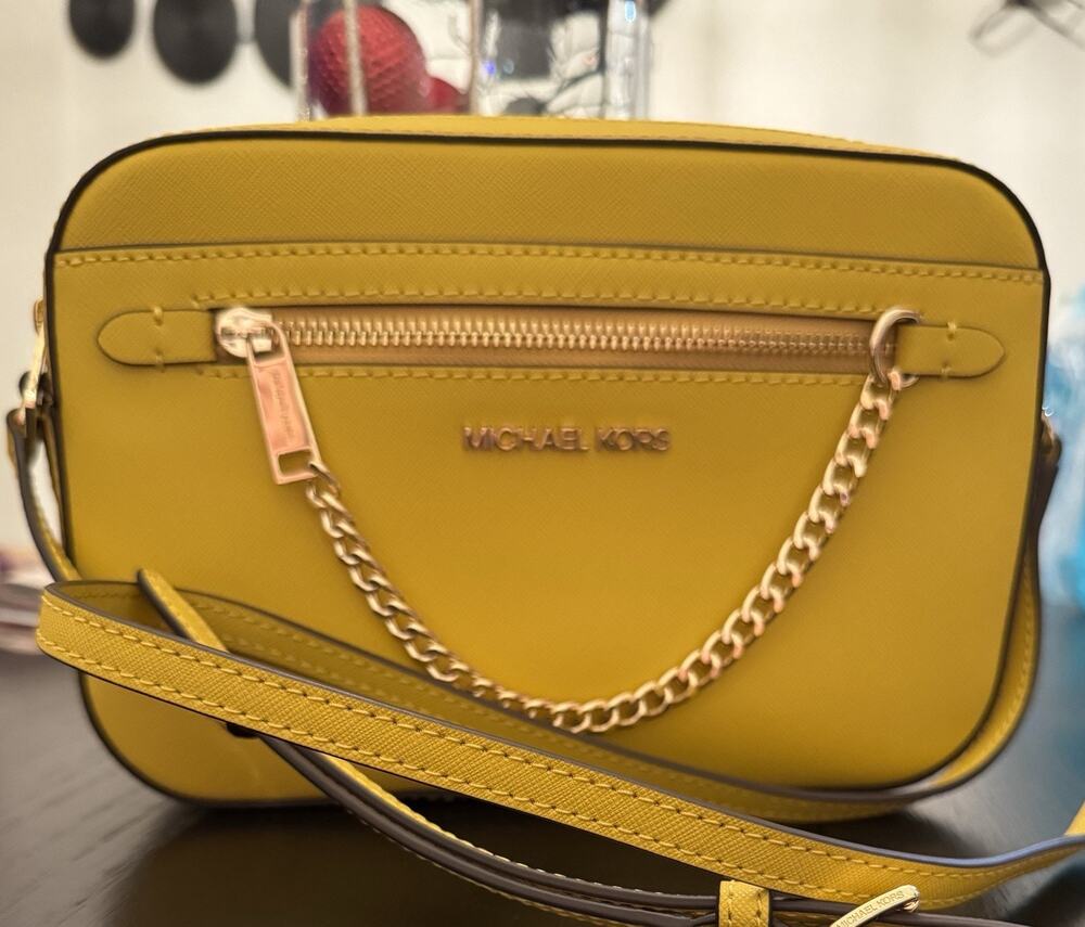 New Michael Kors Jet Set Large Saffiano Leather Crossbody Bag In honey